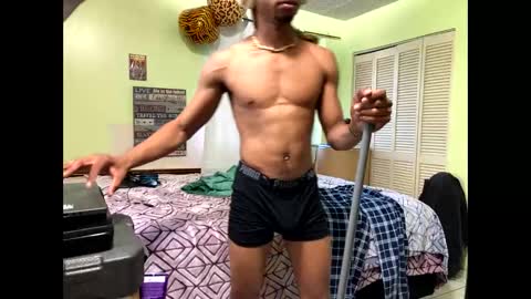 romeotyn online show from February 27, 9:04 pm