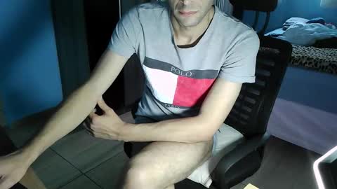 ronny online show from March 3, 9:22 pm