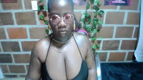 roos_veyker online show from May 1, 6:57 pm