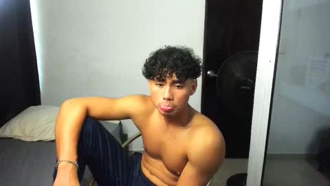 rory_peters_ online show from February 7, 3:59 pm