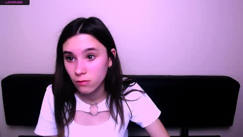 Rose online show from April 2, 6:32 am