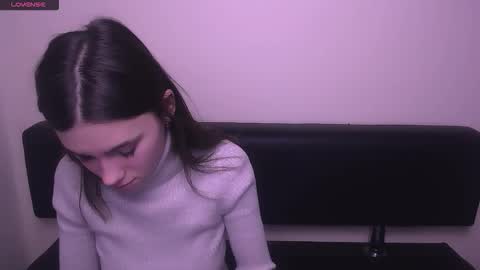 Rose online show from February 18, 8:03 am