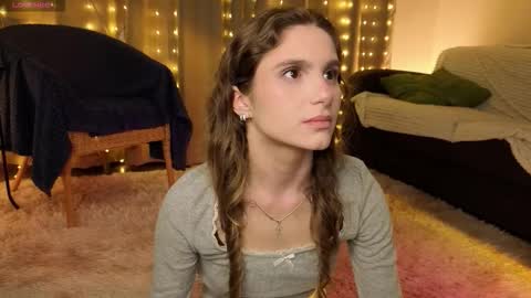 Kylie online show from March 15, 5:16 pm