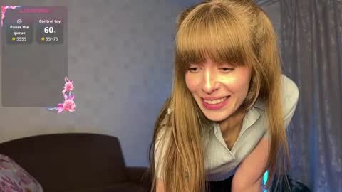 RoosaMoore online show from April 3, 2:24 pm