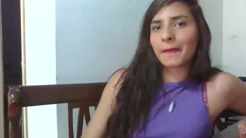 rosasvioletas online show from March 1, 8:46 pm