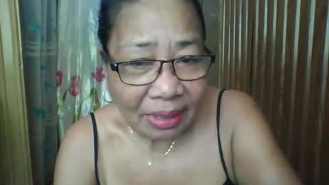 rosebelle66 online show from April 11, 2:27 am