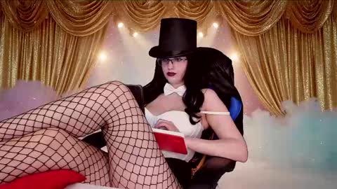 Rosebloom online show from November 1, 4:55 am