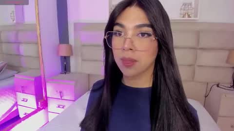 Snapshot of rosecassie chatting on October 12, 2:09 pm Rose online show from October 12, 2:09 pm