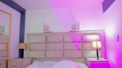 Snapshot of rosecassie chatting on February 25, 7:38 pm Rose online show from February 25, 7:38 pm