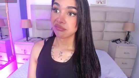 Snapshot of rosecassie chatting on September 19, 3:16 pm Rose online show from September 19, 3:16 pm