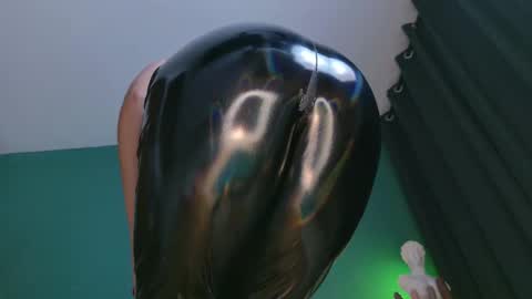 rosedelic online show from November 28, 4:53 am