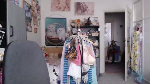 Rose online show from February 5, 1:25 pm