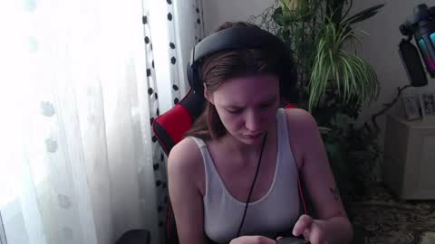 Lina online show from April 9, 9:59 am