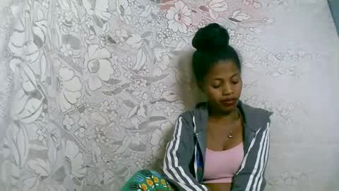 rosia online show from October 25, 8:53 pm