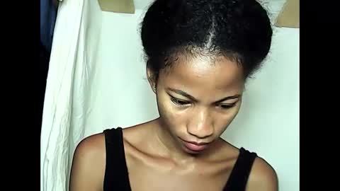 rosie6601 online show from April 17, 2:47 am