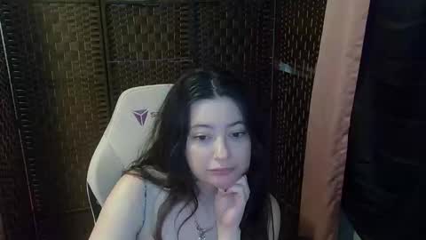 Rosie Revive online show from April 14, 1:20 am