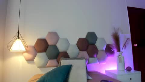 Rossie Walker online show from January 8, 11:43 am