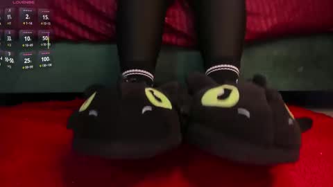 rosyejones online show from October 1, 3:38 am