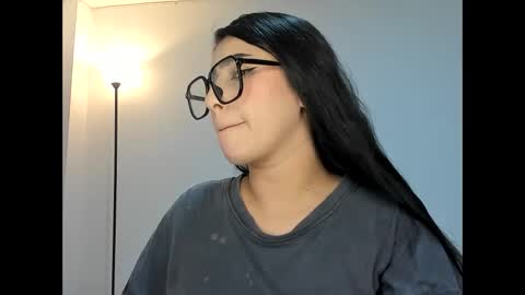 Rous and Sweet online show from December 2, 1:37 am