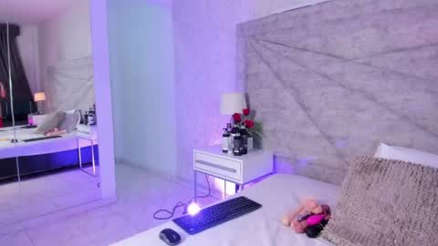 ROUSE  online show from April 18, 12:12 am