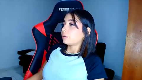 rousse_violet online show from February 19, 10:42 pm