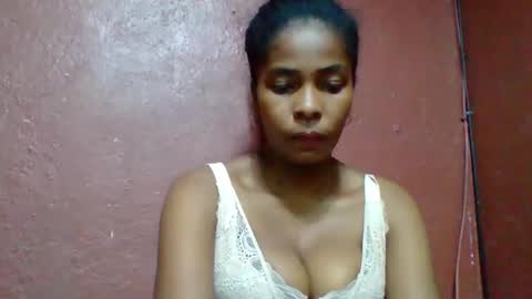 Snapshot of rovaelyah chatting on October 17, 10:30 am rovaelyah online show from October 17, 10:30 am
