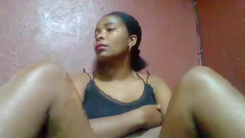 Snapshot of rovaelyah chatting on October 6, 5:58 am rovaelyah online show from October 6, 5:58 am
