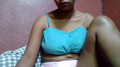 Snapshot of rovaelyah chatting on October 14, 9:12 am rovaelyah online show from October 14, 9:12 am