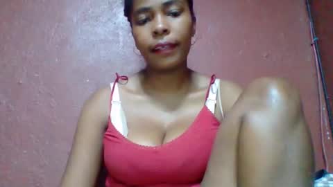 Snapshot of rovaelyah chatting on October 1, 3:38 am rovaelyah online show from October 1, 3:38 am