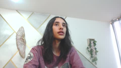   online show from February 17, 6:28 pm