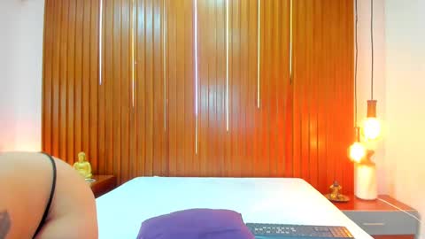Roxana   online show from February 20, 6:03 pm