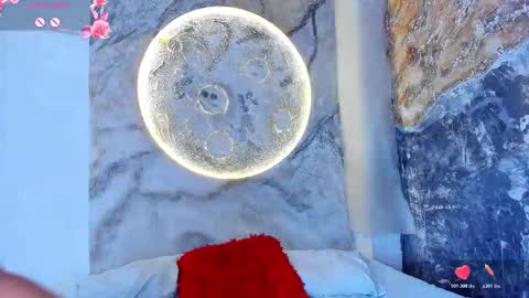 roxanaborns online show from October 28, 1:23 pm