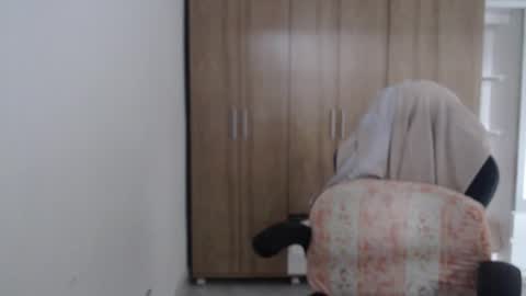 Snapshot of roxanalove7 chatting on October 8, 9:54 pm Roxana online show from October 8, 9:54 pm