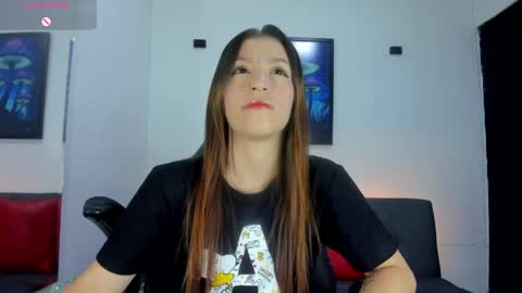 roxanne online show from March 18, 7:42 pm