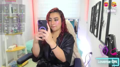 roxanne_morelli online show from November 18, 11:57 am