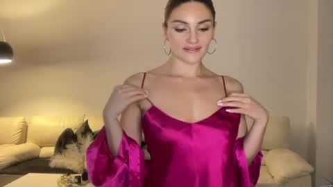 Roxy online show from June 9, 10:53 pm