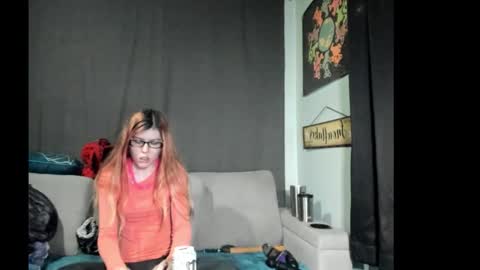 roxihazeleyes online show from October 17, 6:23 pm