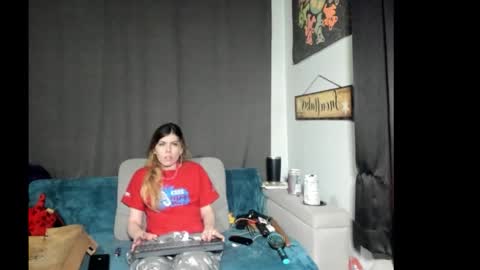 roxihazeleyes online show from January 15, 5:22 pm