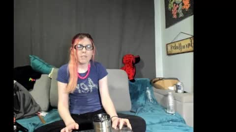 roxihazeleyes online show from September 13, 9:12 am