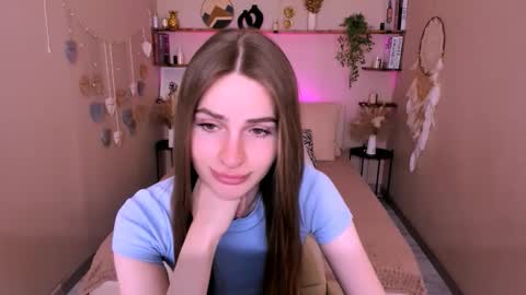 Roxy online show from March 19, 8:31 am