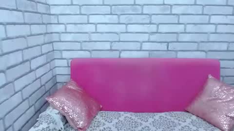 roxy_luxe online show from December 14, 8:09 am