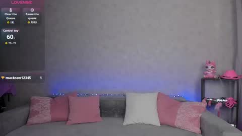 Roxy online show from July 17, 2:02 am