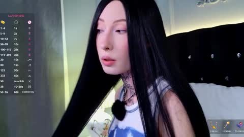 roxanne online show from June 8, 3:51 am