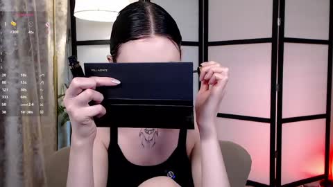 roxanne online show from April 28, 3:44 am