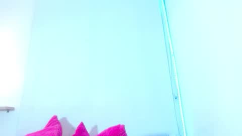 roxy_stone1 online show from October 1, 9:13 pm