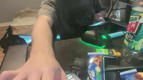 Royalty13m online show from November 17, 3:36 pm