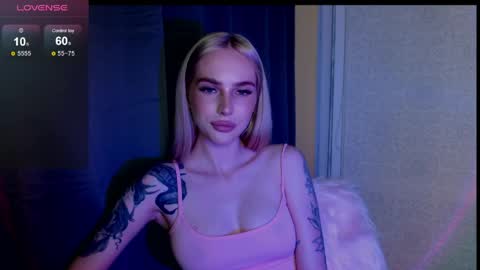 angela online show from June 5, 5:18 pm
