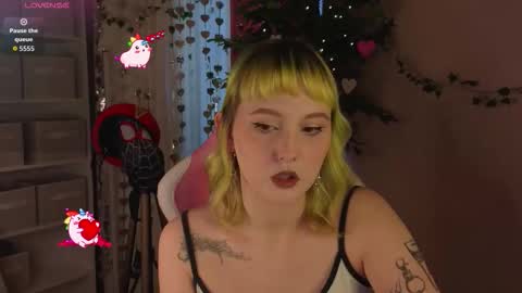 Roziett online show from March 5, 9:51 am