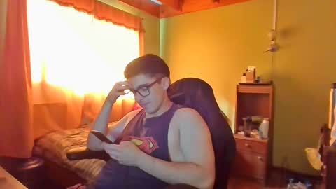 rpaulo25 online show from February 1, 8:58 pm