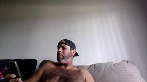 Snapshot of rubbingoneout714 chatting on October 6, 6:26 pm rubbingoneout714 online show from October 6, 6:26 pm